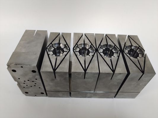 H13 (1.2344) Präzisionsformkernen