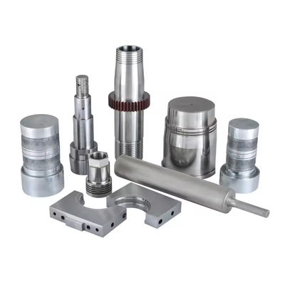 CNC-Bearbeitung von Kunststoffspritzgießformen mit einer Präzision von 0,002 mm