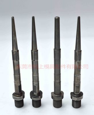 Nitrierte Oberflächen-Form-Komponenten.