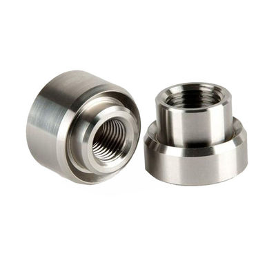 CNC-Teile aus Edelstahl. Dreiachsige Vertikalbearbeitung.