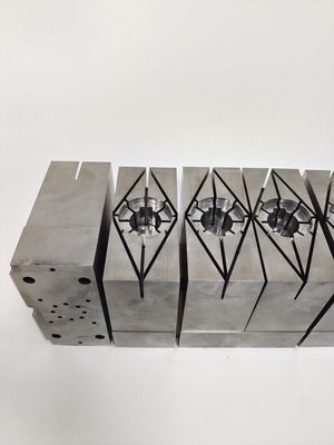 H13 (1.2344) Präzisionsformkernen