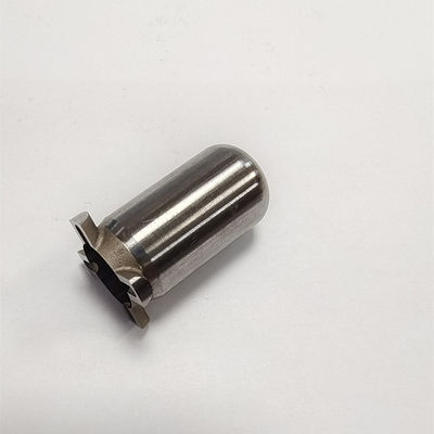 Stavax Schimmelinhalter für Flaschenverschlüsse.